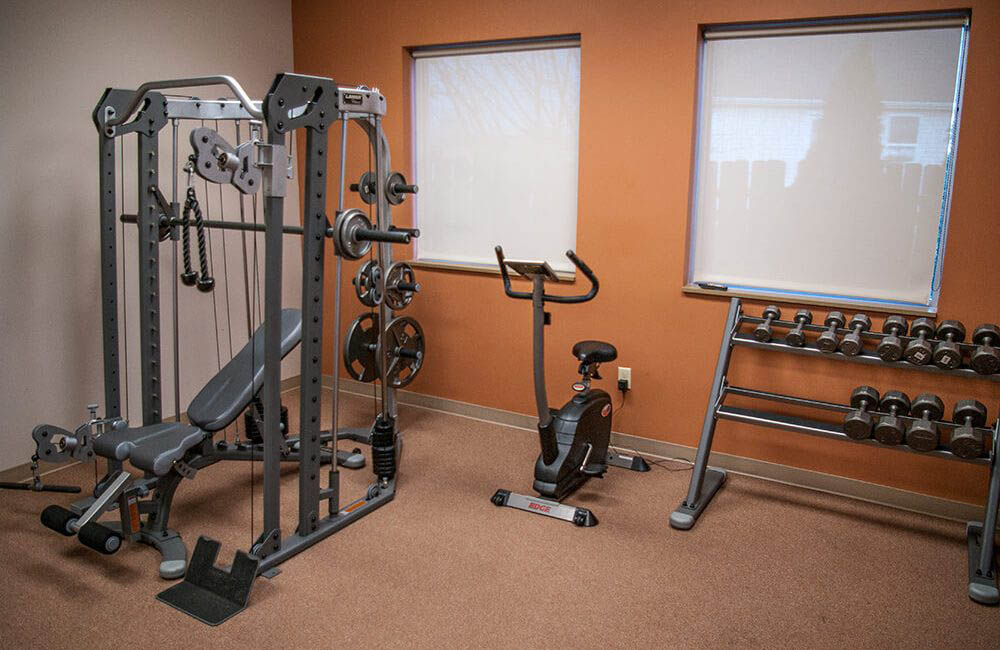 1_0002_IGP4176_KenEllisCenter-1000x650